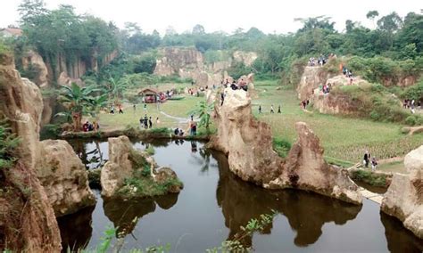 Berikut adalah maklumat peribadi murid tersebut: 10 Taman di Tangerang yang Cocok untuk Refreshing - Java ...