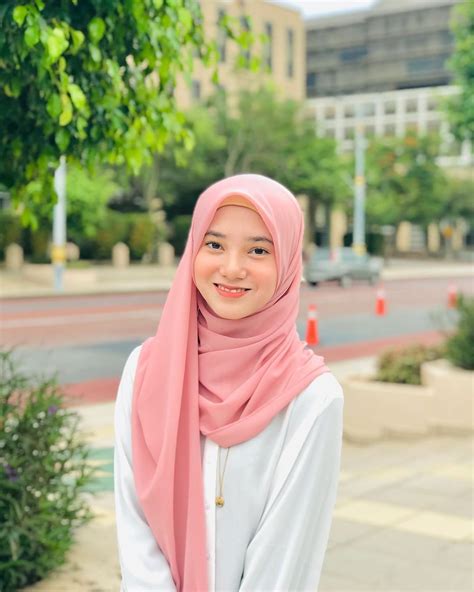 C g dulu pernah ada cinta am em dulu pernah ada sayang f c namun kini tiada lagi g perasaan seperti dulu. putri syazwanee , 17 on Instagram: "🌸🌸🌸 Pernah tak rasa ...