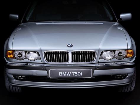 The flagship represented an evolution in design language of the prior e32 generation. BMW 7 Series (E38) - 1998, 1999, 2000, 2001 - autoevolution