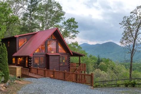 Rent This Rustic Log Cabin In North Carolina For Amazing Mountain Views