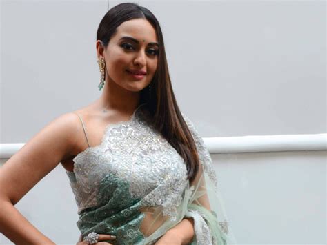 Sonakshi Sinha Talks About The Importance Of Mission Mangals Success