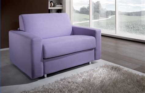 La maggior parte delle nostre poltrone letto ti permette di scegliere fra materassi con diversi livelli di comfort e ha fodere asportabili, facili da pulire e da cambiare quando vuoi. GRECALE - Ekodivani - Salotti poltrone e Letti imbottiti Made in Italy