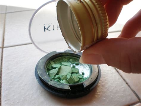 This will make the pieces thinner and this will make it much easier to fix. A Matter Of Style: DIY Fashion: How to fix a broken eyeshadow