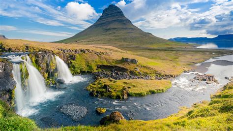 Why Iceland Is The Best Zika Free Vacation Spot Right Now Condé Nast