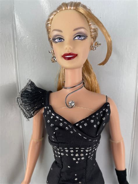 Hollywood Divine Barbie Blonde Collectors Club Exclusive Nrfb See Condition Ebay