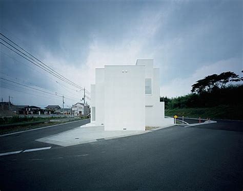 Minimalist White House By Koichi Kimura