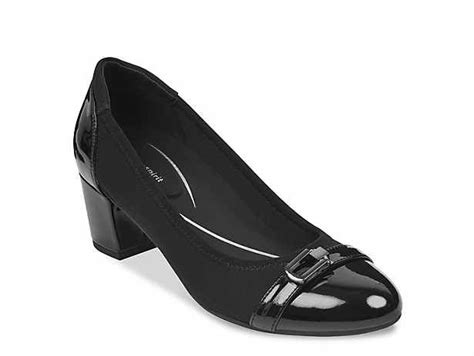 Womens Black Low Heel 1 2 Dress Pumps And Sandals Dsw Black Heels