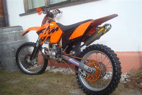 The rear wheel gets power from the engine with. Ktm 125 Sx 2004 Motorcycles for sale