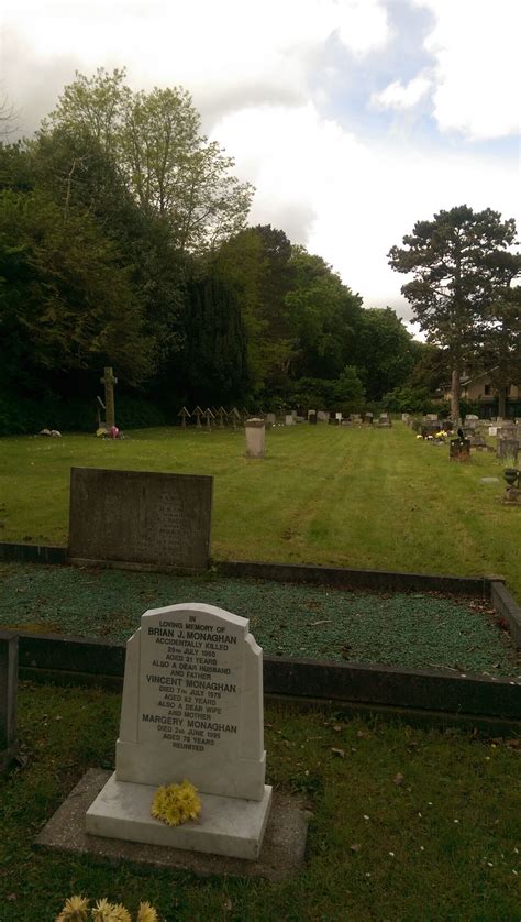 Rose Hill Cemetery In Oxford Oxfordshire Find A Grave Cemetery