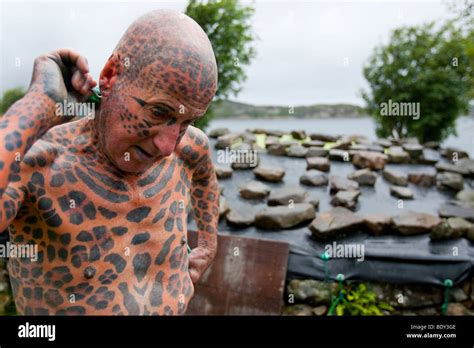 Tom Leppard Leopard Mann Von Skye Ist Ein Einsiedler Und Die Weltweit