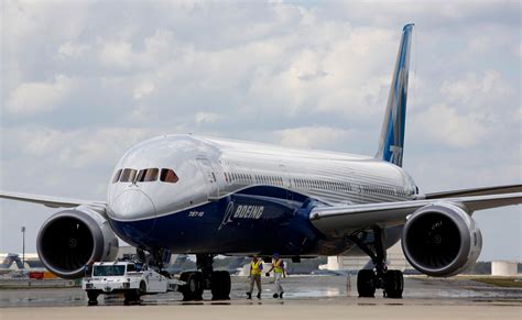 Boeing 787 10 Makes First Flight Komo