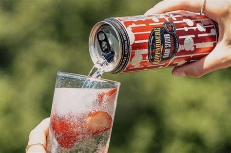 Jun 29, 2021 · a good bagel has a shiny, hard crust and seriously chewy interior. Kopparberg launch new strawberry flavoured Hard Seltzer ...