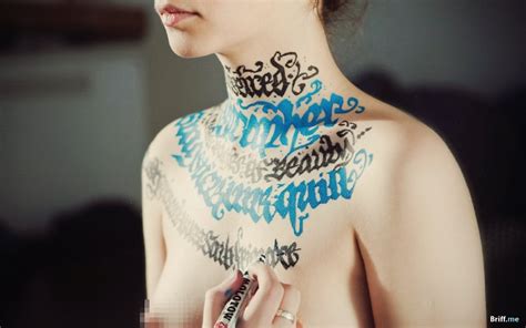 Nude Calligraphy This Artist Paints On Nude Models Breaking Art