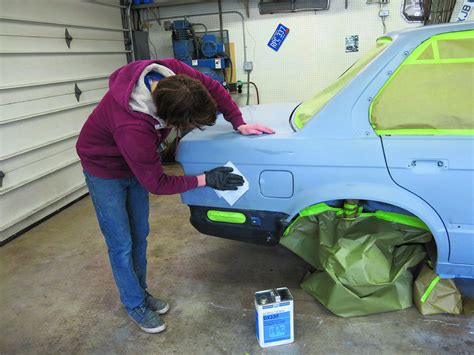 Painting A Car At Home Spraying The Topcoats Articles Grassroots