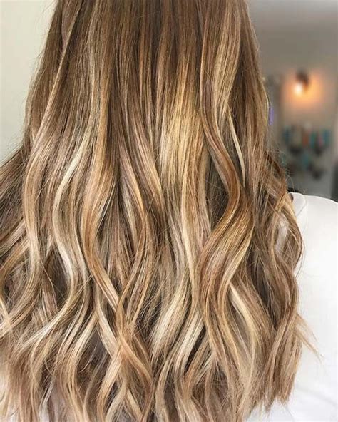 Caramel And Blonde Highlights In Dark Brown Hair Fashion Style