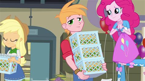 Big Macintosh Wiki Equestria Girls Fandom