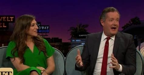 Mayim Bialik Flashed Piers Morgan Her Cleavage In Support Of Susan Sarandon Huffpost Life