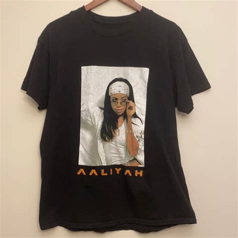 Alliyah Shirts Aaliyah White Bandana Tee Large From Sal Idriss