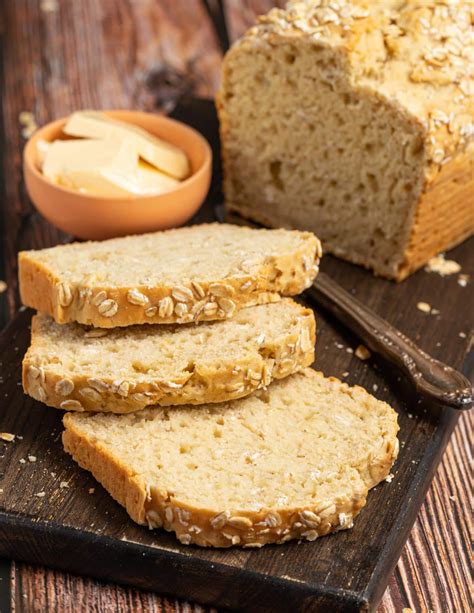 This Easy Recipe For No Yeast White Bread Is Made Quickly With Just A Handful Of Simple Pantry