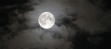 Februarys Super Snow Moon To Light Up The Night Sky This Weekend