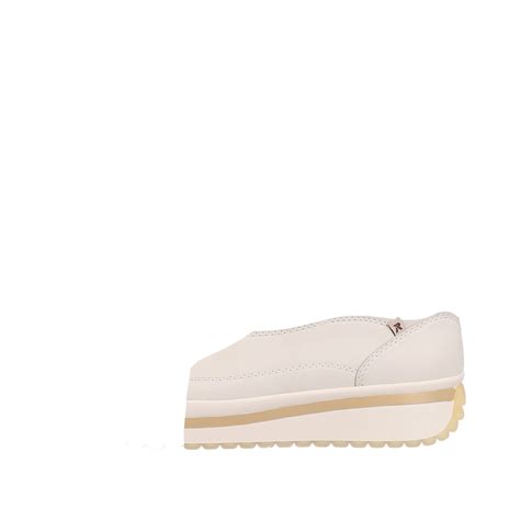 R-EVOLUTION | Sporty lifestyle shoes, redefined