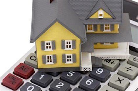 Hindari membeli sesuatu yang tidak sesuai dengan kebutuhan dan daftar yang anda buat. 3 Pilihan Membeli Rumah dengan Gaji Kecil