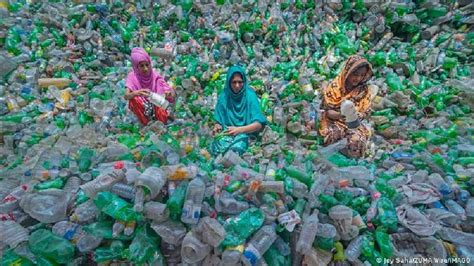 How We Can Overcome The Growing Plastic Crisis Trendradars India