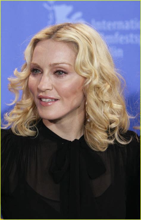 Madonna Strikes The Armpit Pose Photo 930411 Pictures Just Jared