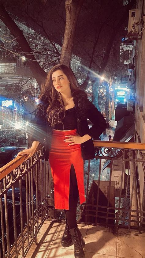 Nawal Saeed Looks Stunning In Latest Pictures