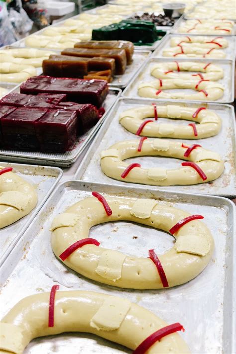Where To Get The Freshest Rosca De Reyes In Houston For Dia De Los