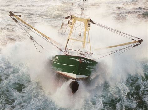Foto Flying Focus Fishing Boats Merchant Navy Storm Photography