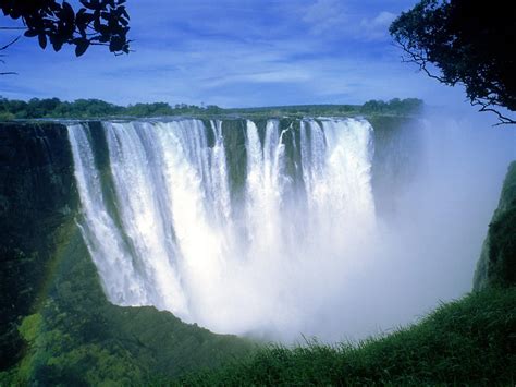 Amazing World Amazing Victoria Falls In Zimbabwe The Largest Waterfalls