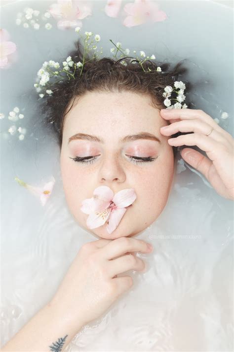 Milk Bath Portrait By Daniela Suarez Alvarez Milk Bath Photography Bath Photography Milk
