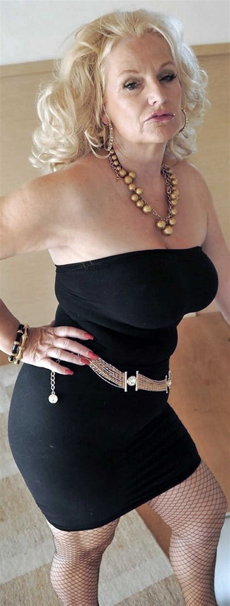 Mature Fashion Fashion Curvy Women Fashion Womens Fashion