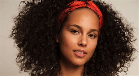 It´s not about love but about life! Alicia Keys Opens Up About Her Super Special Mother's Day ...