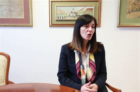 Ministrica Divjak Pozdravila Najavu Da će Odgojno Obrazovni Djelatnici