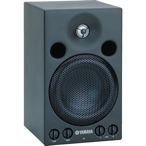 Yamaha Msp5 Studio Monitor Speakers Musical Instruments And Pro Audio