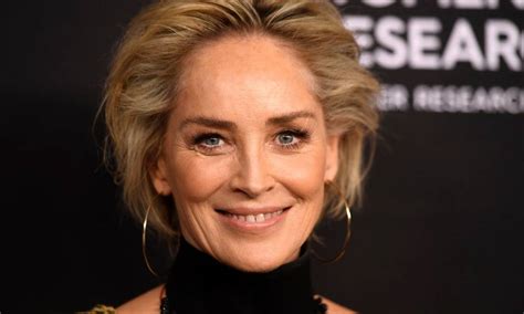 Sharon Stone Se Abre Sobre Infância Traumática Casamentos E Derrame Em