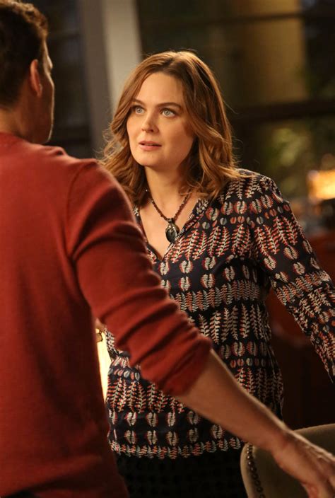 Bones Season 11 Episode 11 Preview The Death In The Defense Tell