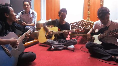 15,217 views, added to favorites 157 times. P. Ramlee - Bunyi Gitar (Cover - 1st Time Short Practice ...