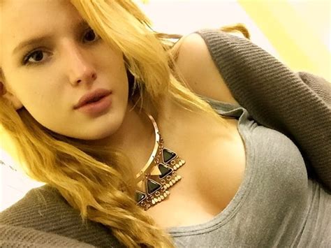 Bella Thorne Shows Off Her Toned Body In A Hot Pic Filmibeat
