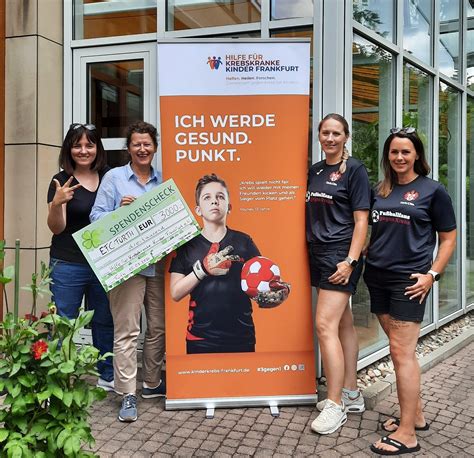 Mit Herz Und Ball Dabei Hilfe Für Krebskranke Kinder Frankfurt