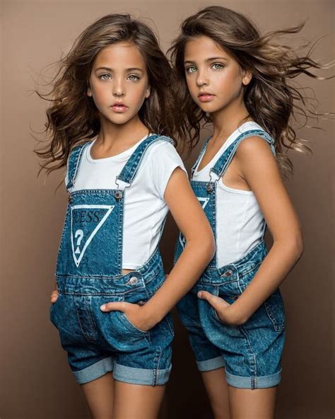 Leah And Ava Clements Bio Wiki Age Birthday Net Worth Dad Twins