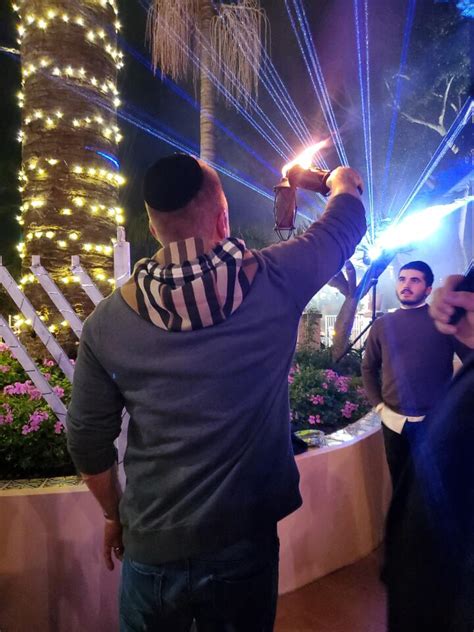 Chabad Of La Jolla Celebrates Hanukkah With First Night Menorah