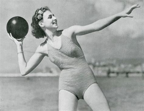Pin By 1930s Women S Fashion On 1930s Swimwear Retro Swimsuit
