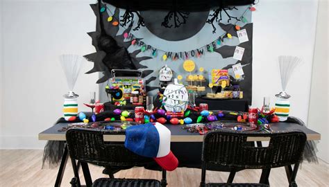 Stranger Things Party  Modern halloween decor, Stranger things