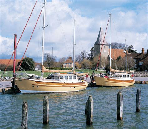 Features of fisher 37 ketch: Fisher 37 http://fisheryachts.com/fisher_37/ near ...