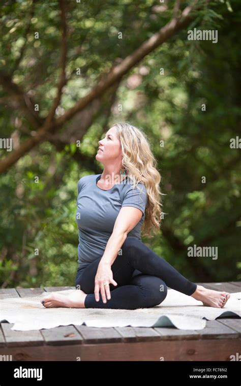 Mature Woman Yoga Hi Res Stock Photography And Images Alamy