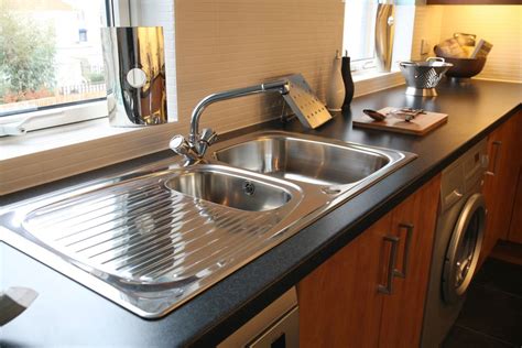 Is A Drainboard Sink Right For Your Kitchen