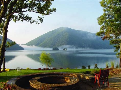 The majority of the south shore of the lake lies in franklin. Smith Mountain Lake: Virginia's Blue Ridge Jewel